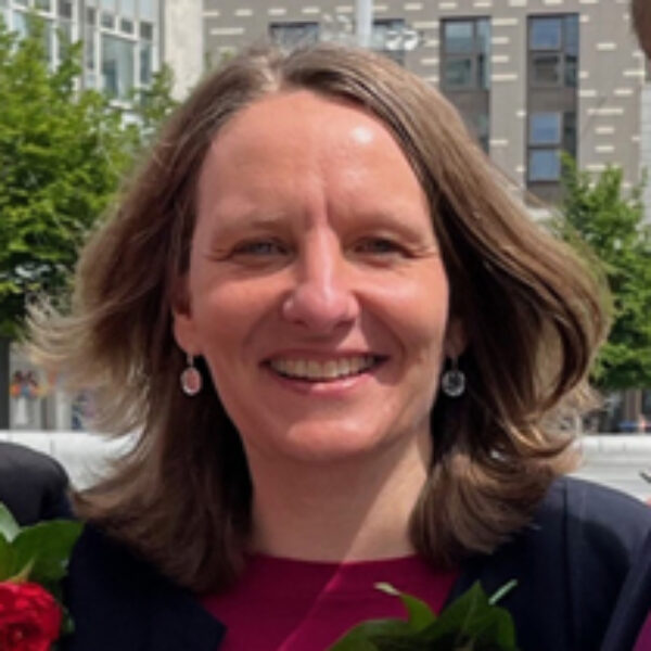 Portrait of Councillor Sarah Bogle